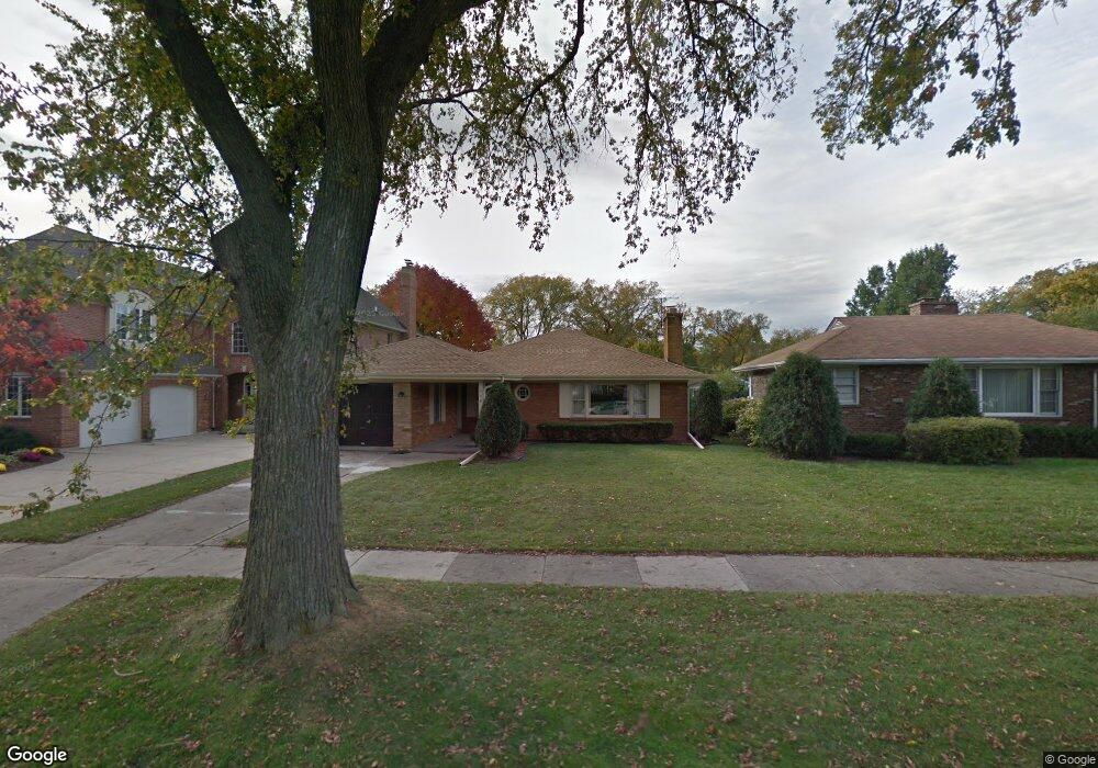 348 E Sherman Ave, Elmhurst, IL 60126 - photo 1