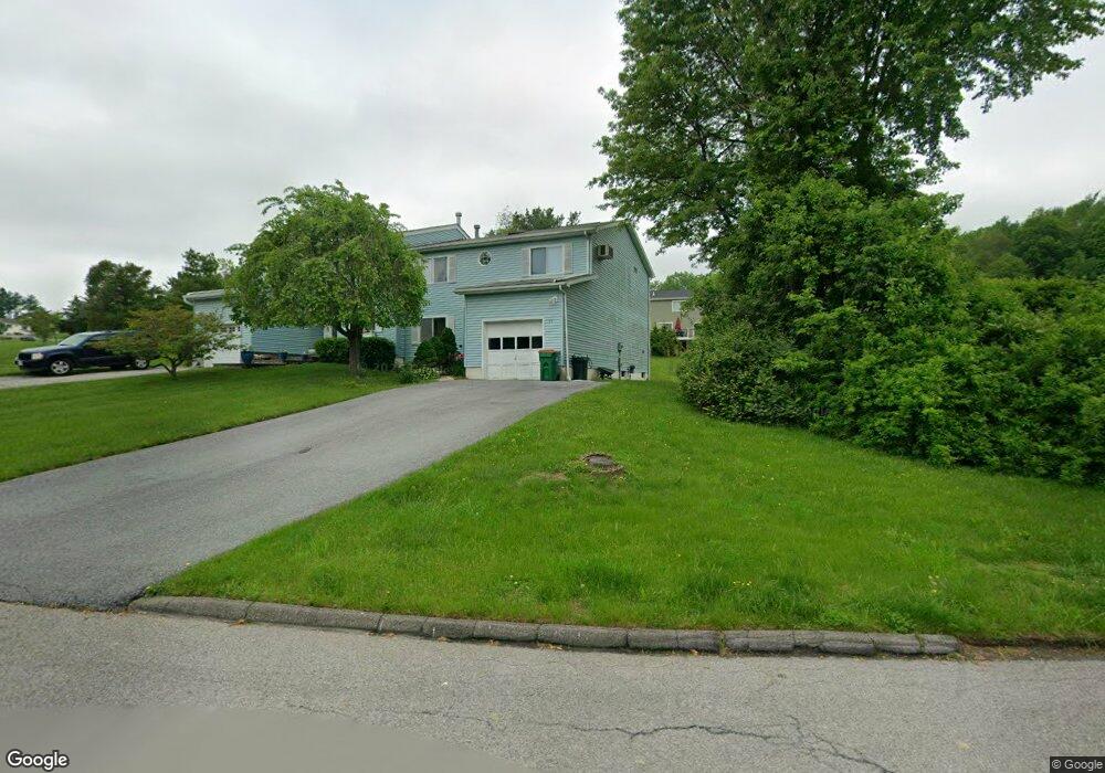 45 Fieldstone Loop unit 45, Wappingers Falls, NY 12590 - photo 1