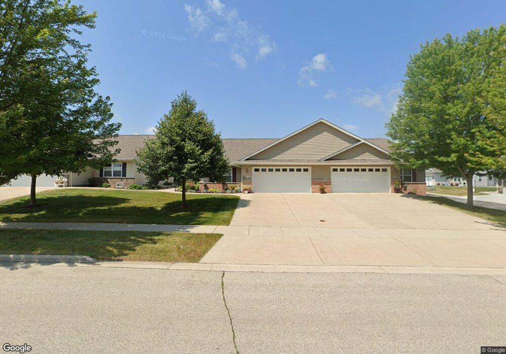 775 Prospect Dr, Kewaskum, WI 53040 - photo 1