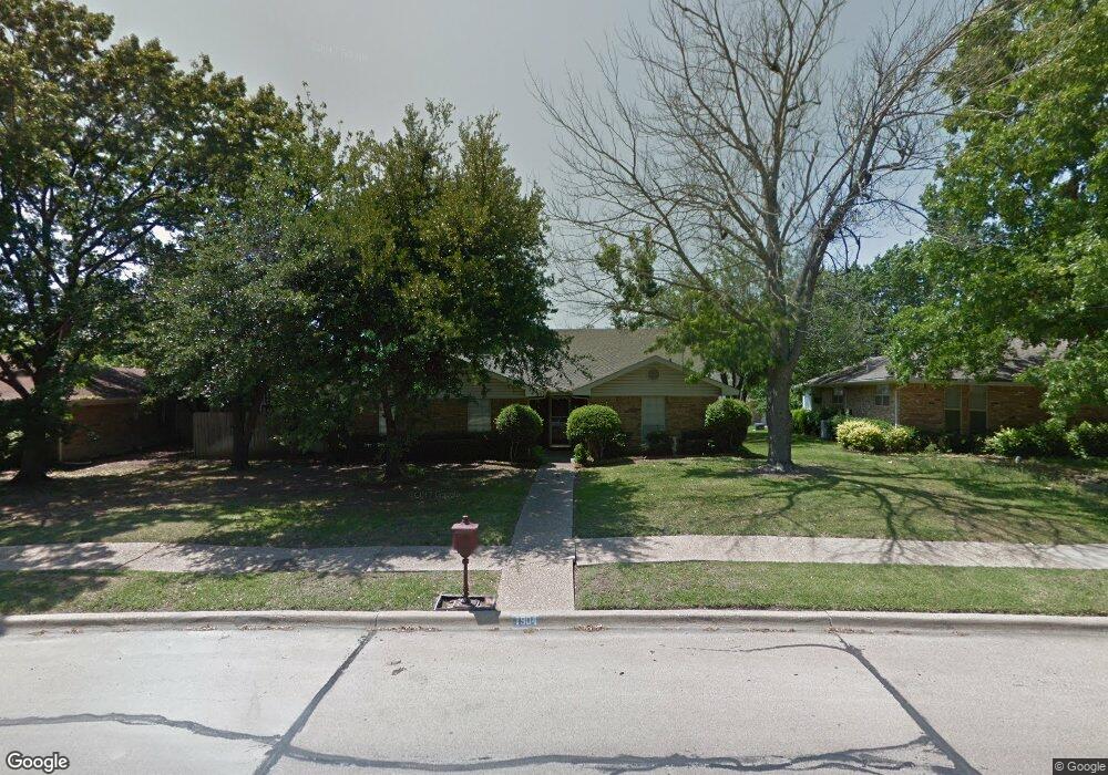 1904 Yorkstown Dr, Ennis, TX 75119 - photo 1