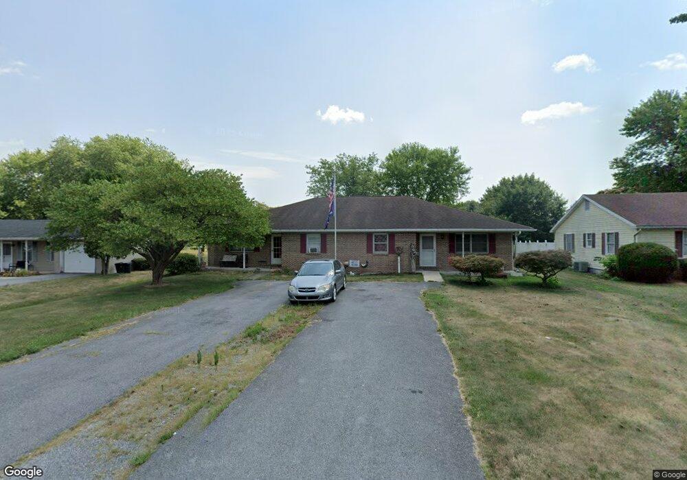 14645 Sherwood Dr, Greencastle, PA 17225 - photo 1