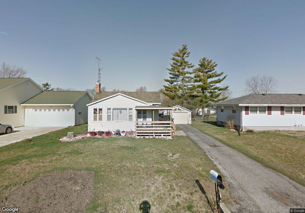 1707 N Logan St, Lincoln, IL 62656 - photo 1