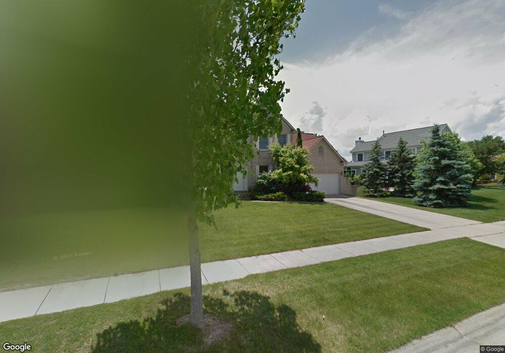 1811 Briar Ridge Dr, Ann Arbor, MI 48108 - photo 1