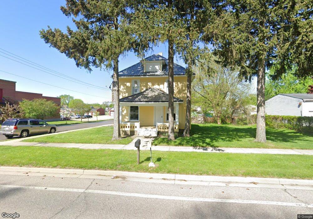 821 Oakland Ave, Elkhart, IN 46516 - photo 1