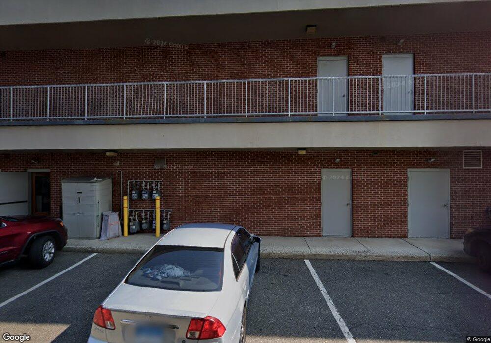 2 Daniels Farm Rd, Trumbull, CT 06611 - photo 1