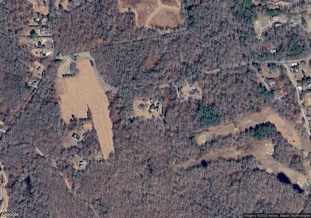 1 Nonquitt Ave, South Dartmouth, MA 02748 - photo 1