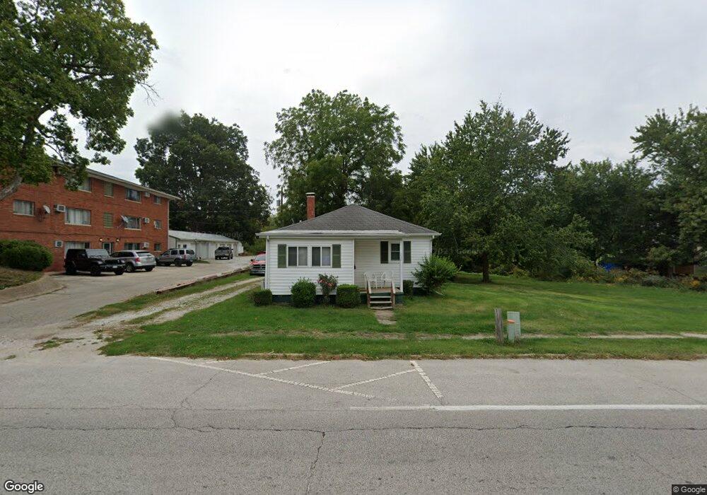 282 S Main St, Virginia, IL 62691 - photo 1