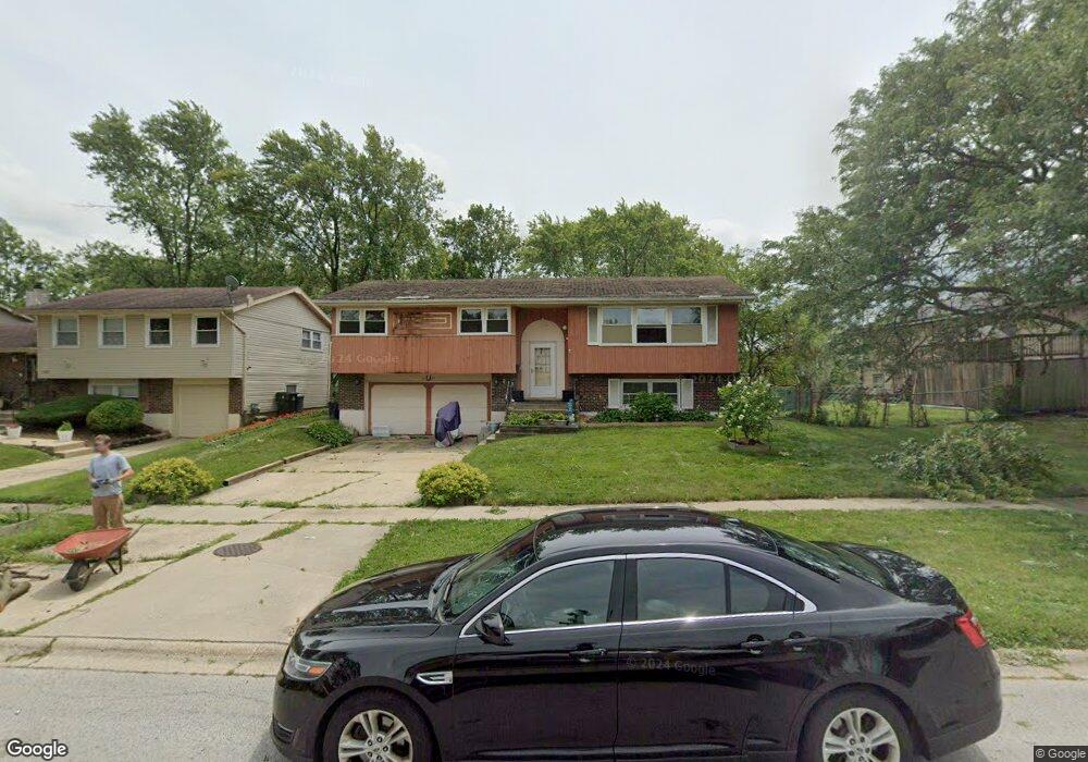 3523 Birchwood Dr, Hazel Crest, IL 60429 - photo 1