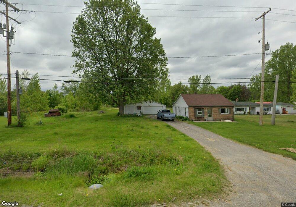 5033 W Coldwater Rd, Flint, MI 48504 - photo 1