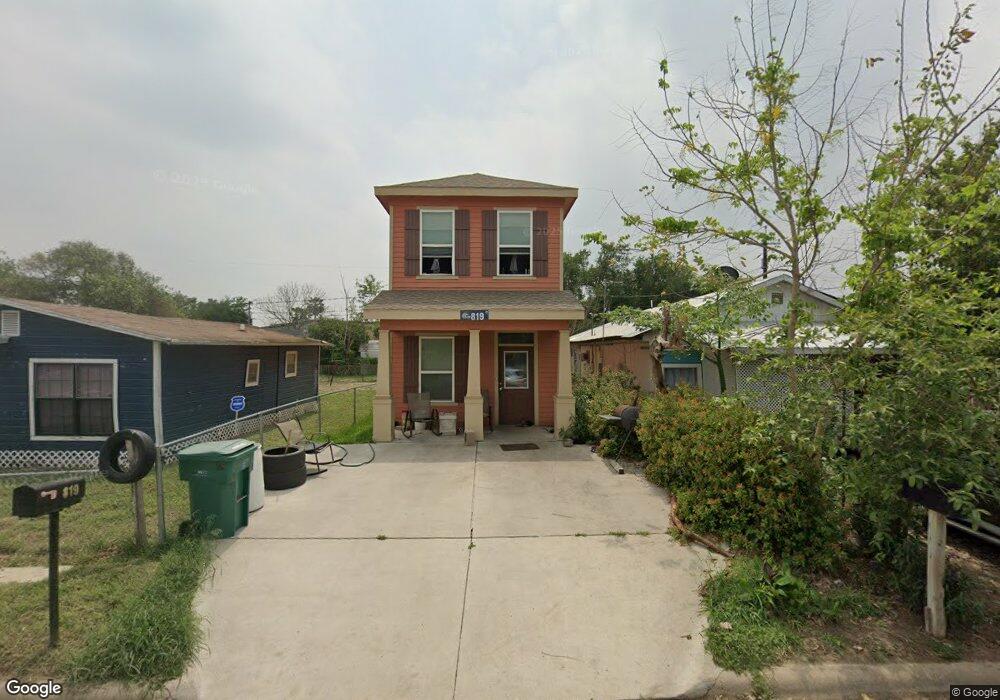 819 W Clark Ave, Pharr, TX 78577 - photo 1