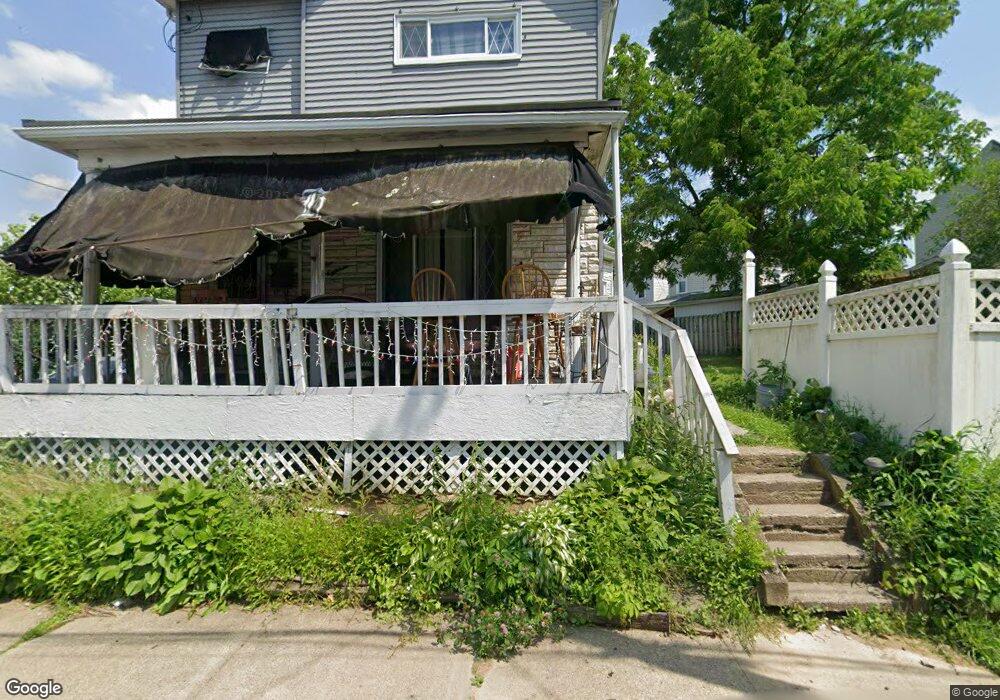 118 8th St, Vandergrift, PA 15690 - photo 1