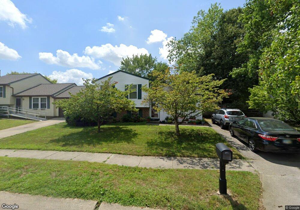 2153 Summer Breeze Dr, Columbus, OH 43223 - photo 1