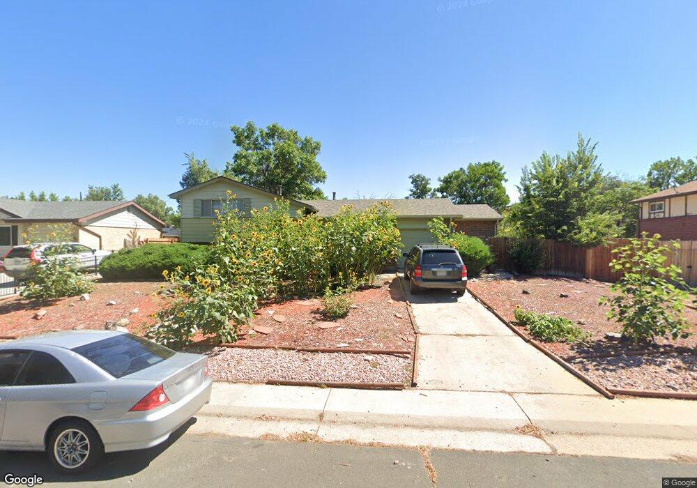 930 Evanston St, Aurora, CO 80011 - photo 1