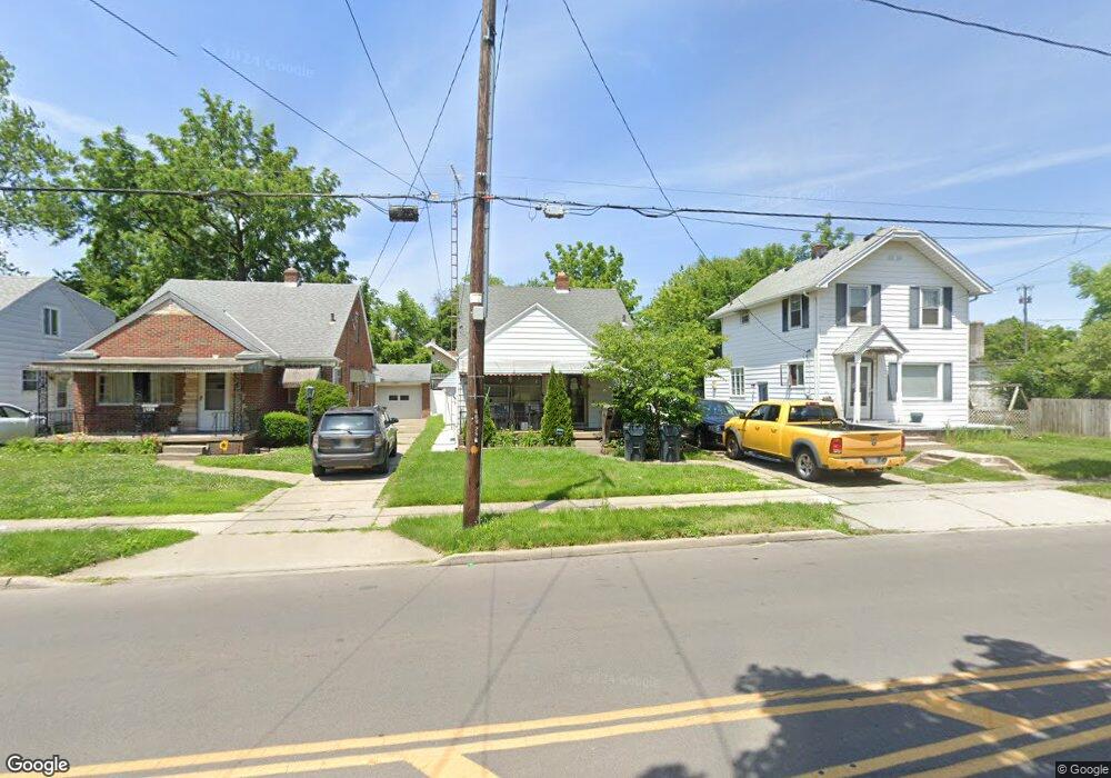 1922 Berdan Ave, Toledo, OH 43613 - photo 1