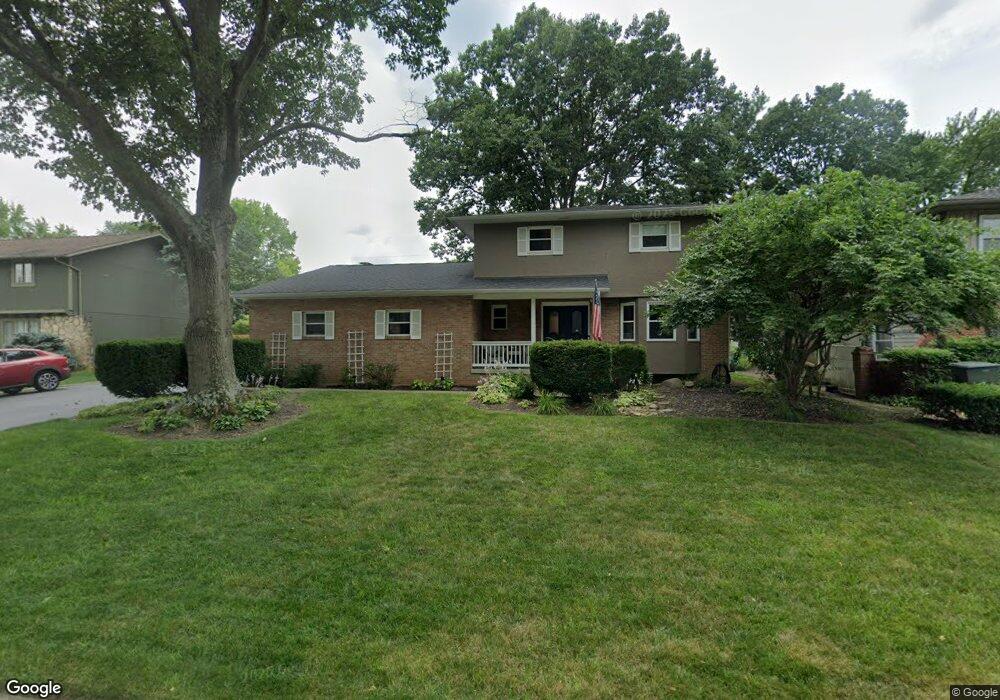 5971 Sedgwick Rd, Columbus, OH 43235 - photo 1