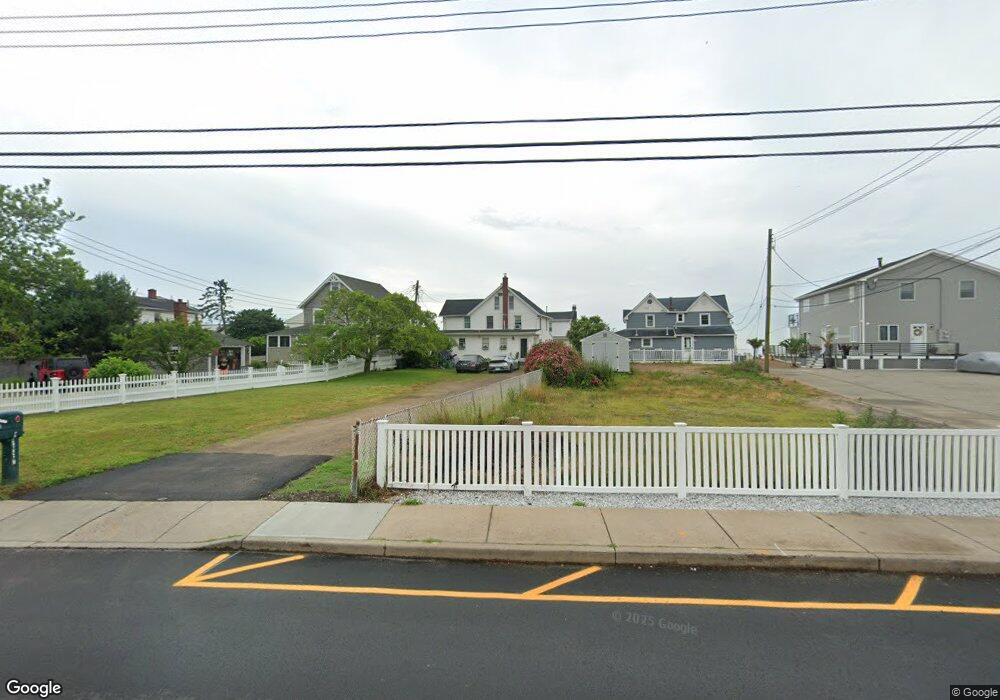 40 Cosey Beach Ave, East Haven, CT 06512 - photo 1