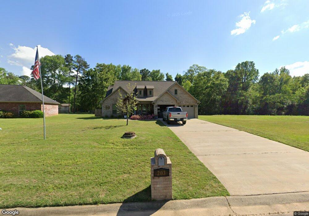 203 Pebble Creek Cir, Texarkana, TX 75501 - photo 1