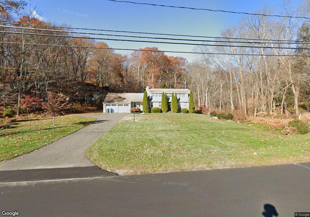 554 Country Club Rd, Waterbury, CT 06708 - photo 1