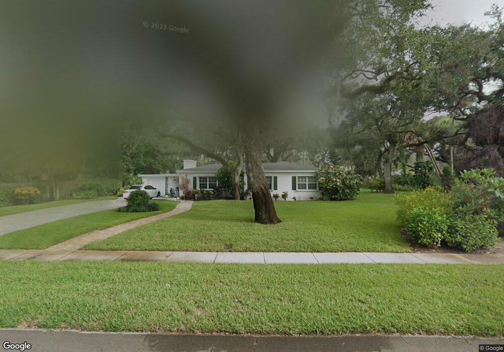 587 Acacia Rd, Vero Beach, FL 32963 - photo 1