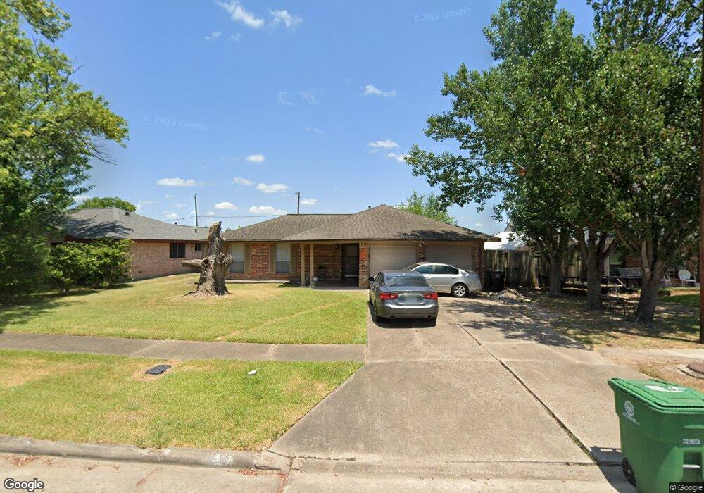 10207 Kirkdale Dr, Houston, TX 77089 - photo 1