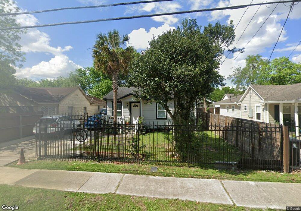 717 Neyland St, Houston, TX 77022 - photo 1