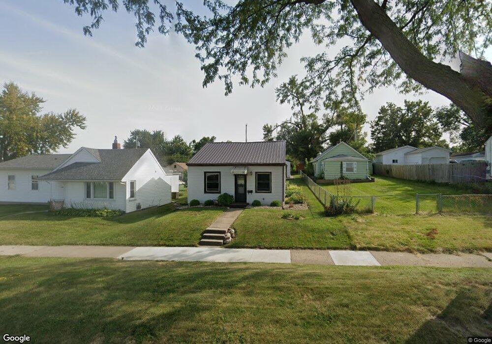 1241 16th Ave SW, Cedar Rapids, IA 52404 - photo 1