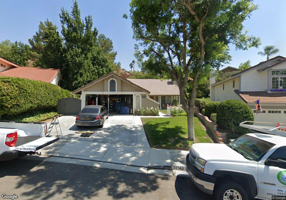 22562 Tulip Ct, Santa Clarita, CA 91390 - photo 1