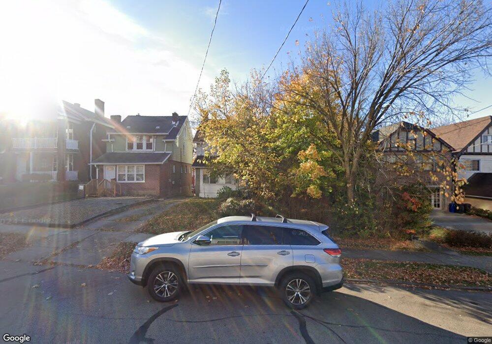 5852 Beacon St, Pittsburgh, PA 15217 - photo 1