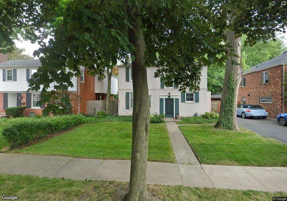 106 Meadow Ln, Grosse Pointe Farms, MI 48236 - photo 1