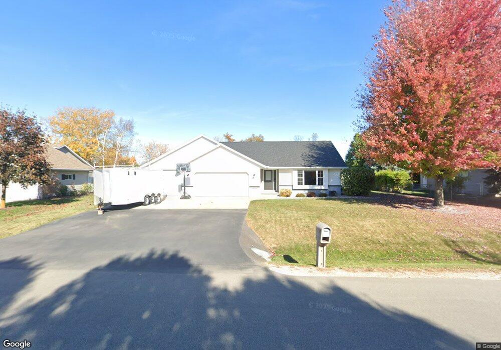 W5750 Hoelzel Way, Appleton, WI 54915 - photo 1