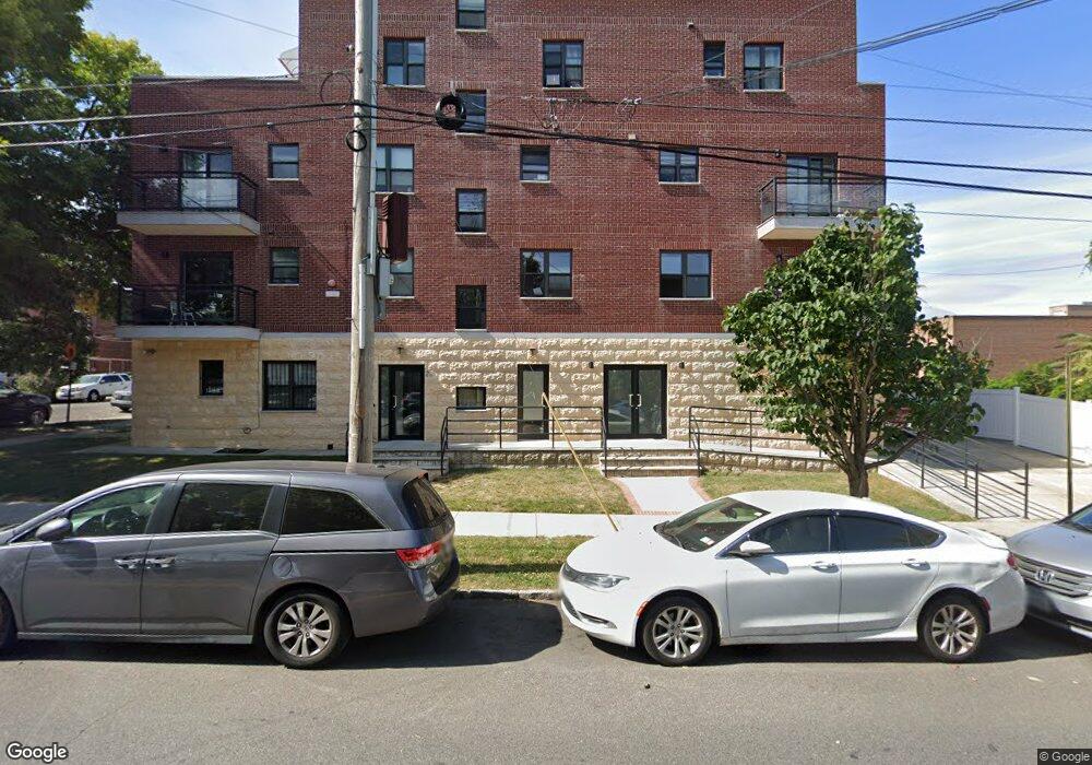 41-28 150th St unit 1B, Flushing, NY 11355 - photo 1