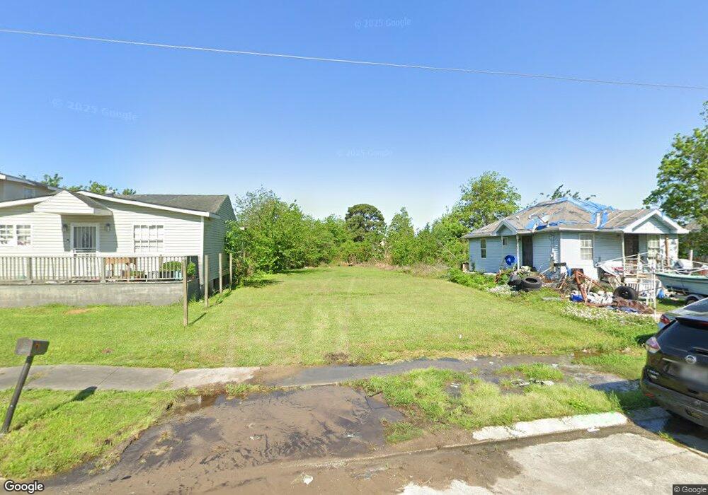 3220 Metropolitan St, New Orleans, LA 70126 - photo 1