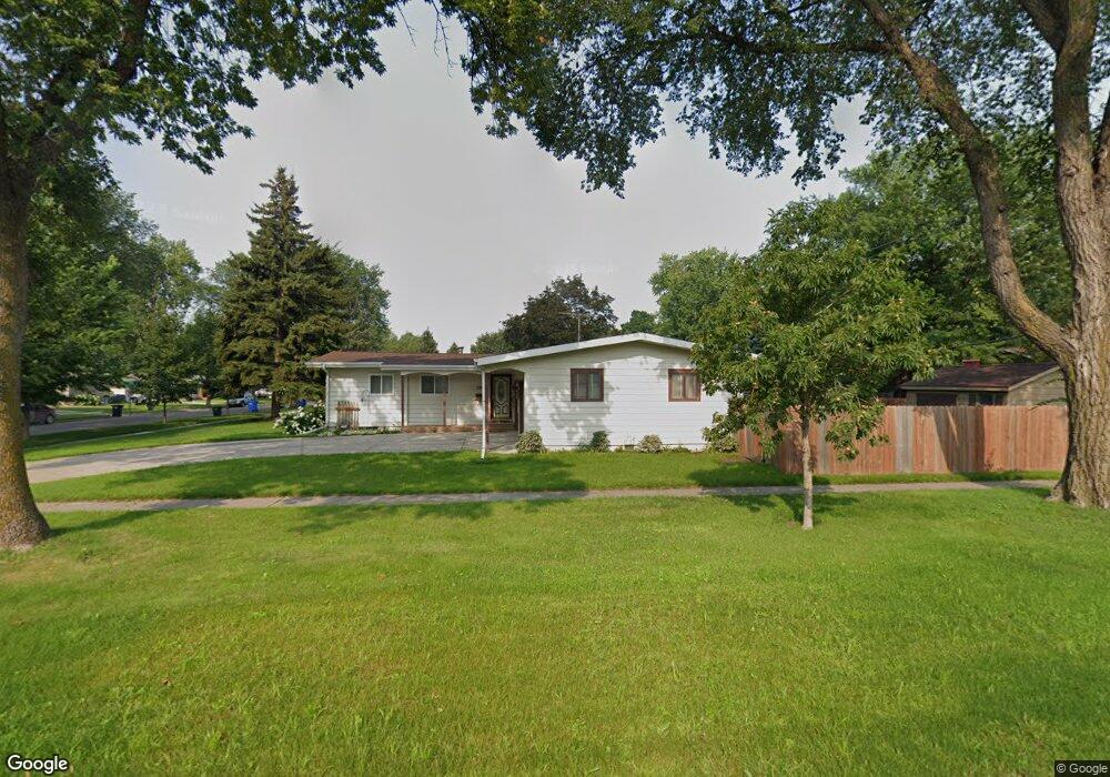 2502 Elm St N, Fargo, ND 58102 - photo 1