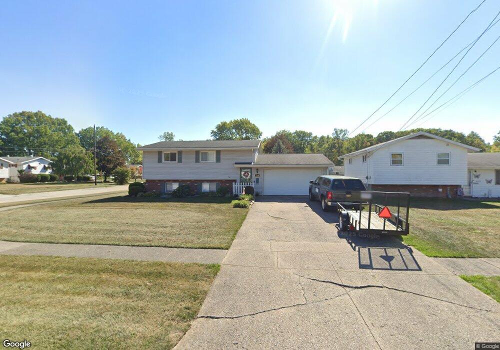 2156 E 41st St, Lorain, OH 44055 - photo 1