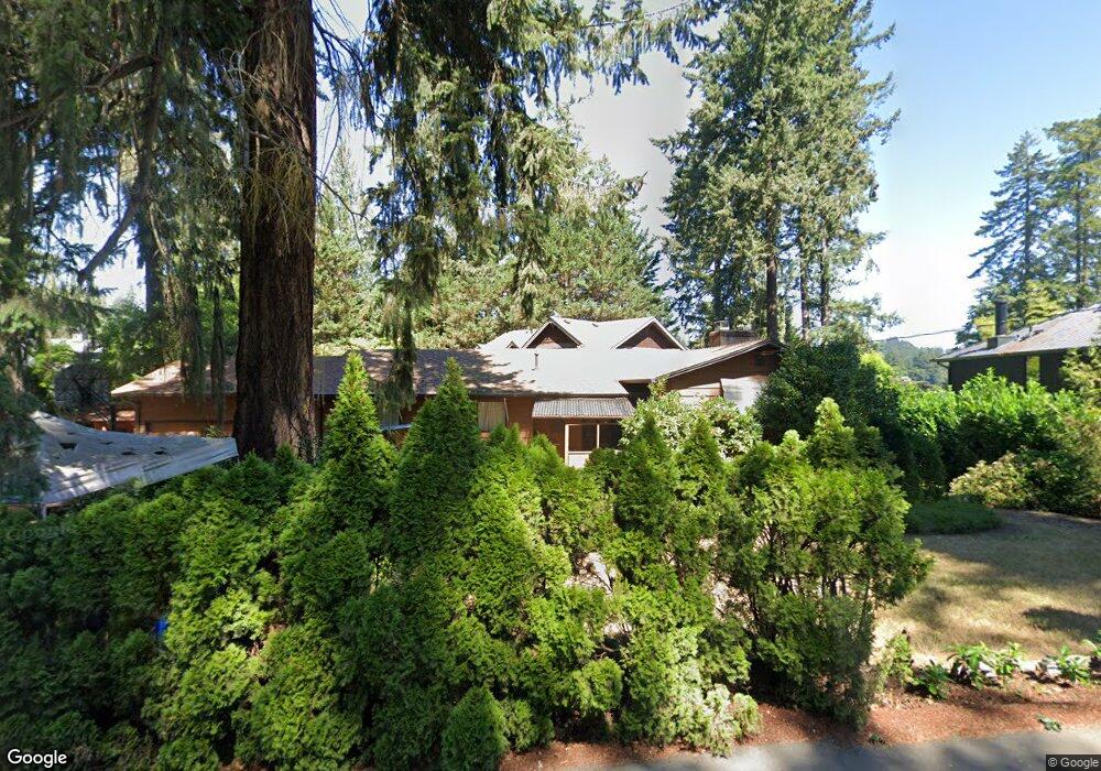 3889 Southshore Blvd, Lake Oswego, OR 97035 - photo 1