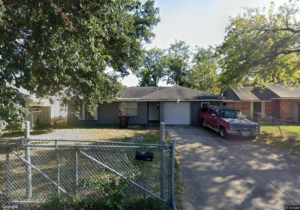 911 Cherry Spring Dr, Houston, TX 77038 - photo 1