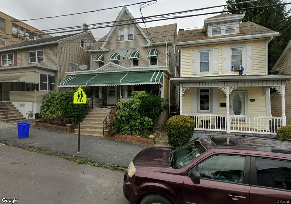 593 N Laurel St, Hazleton, PA 18201 - photo 1