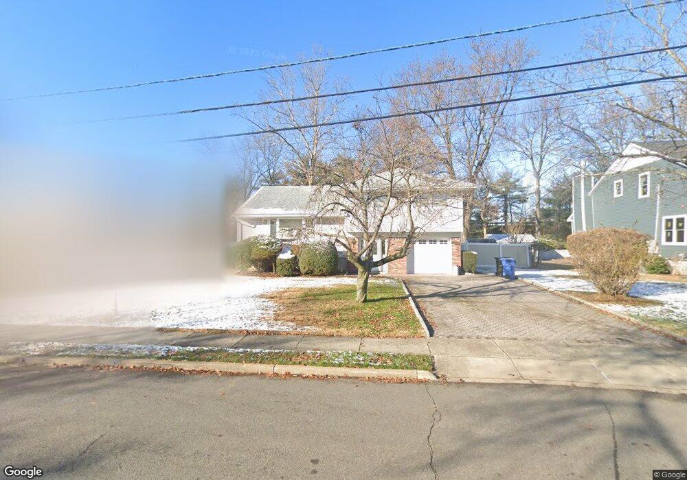 393 Elmwood Dr, Paramus, NJ 07652 - photo 1