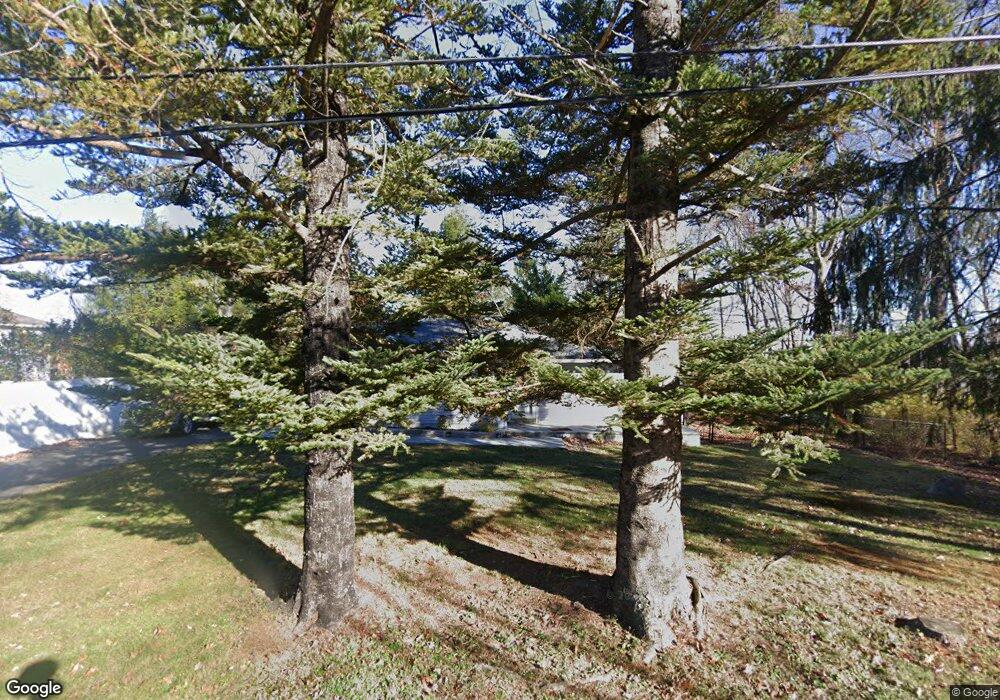 6 Cedar Ln, New Fairfield, CT 06812 - photo 1