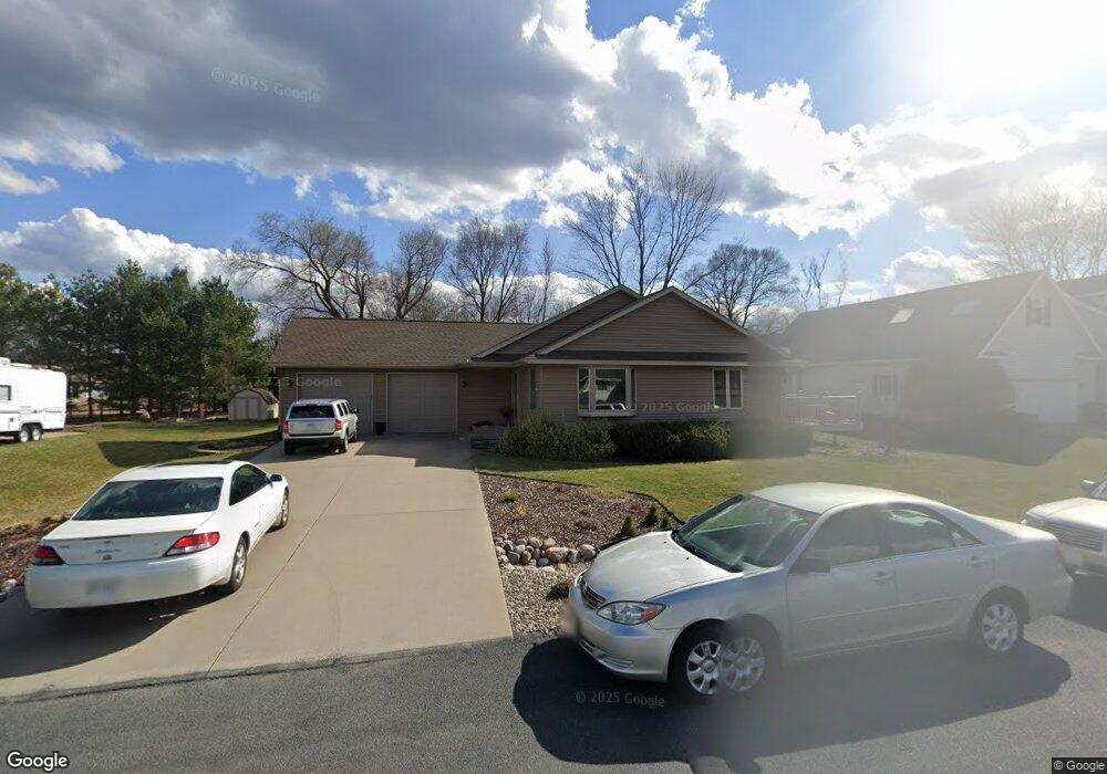 24321 Bluebird Ct, Trempealeau, WI 54661 - photo 1