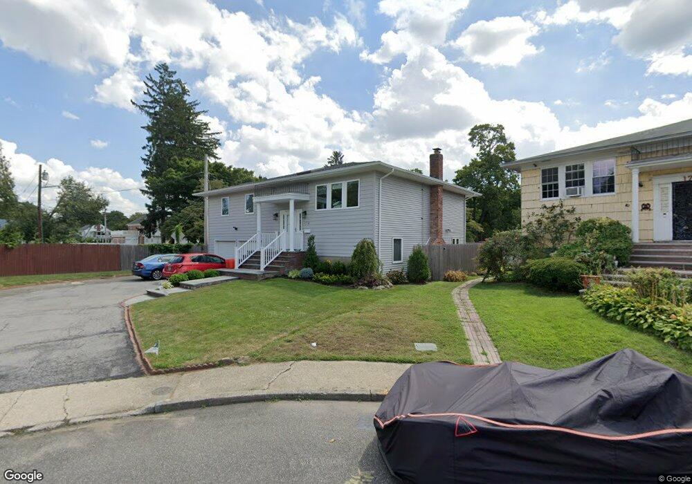 173 Berryhill Ct, West Hempstead, NY 11552 - photo 1