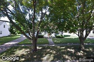 702 12th St, Eldora, IA 50627