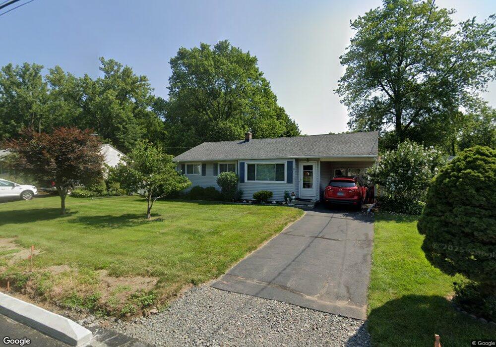 4 Trinity Dr, Enfield, CT 06082 - photo 1