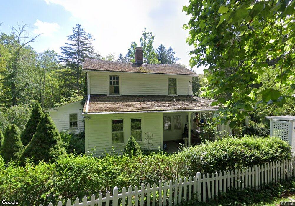 6 Sherman Turnpike, Redding, CT 06896 - photo 1