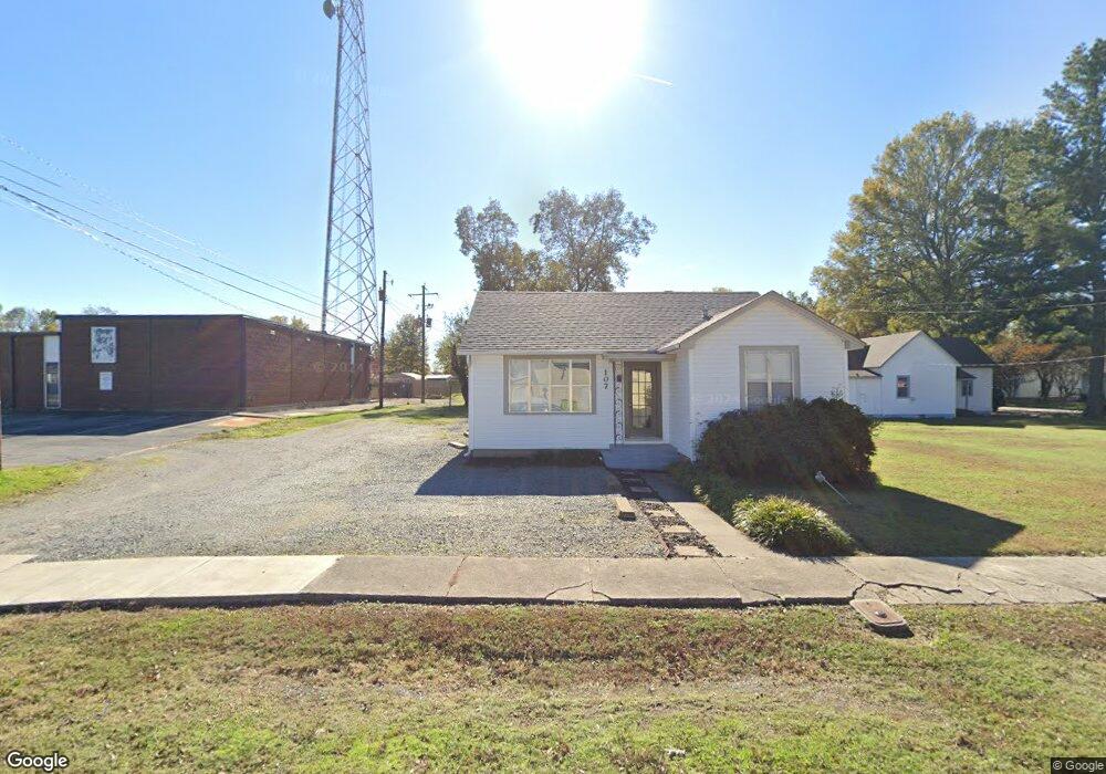 107 W 12th St, Stuttgart, AR 72160 - photo 1