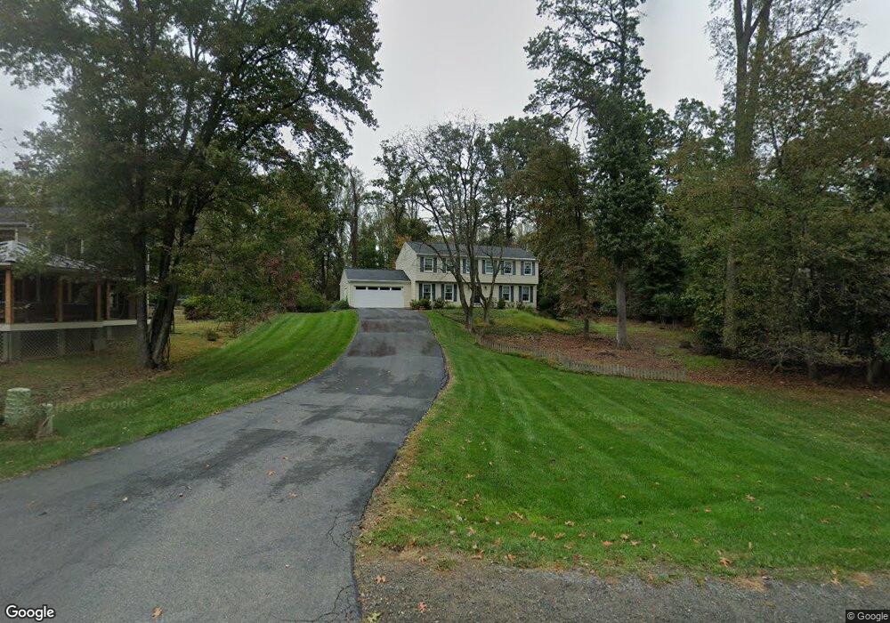 12226 Folkstone Dr, Herndon, VA 20171 - photo 1