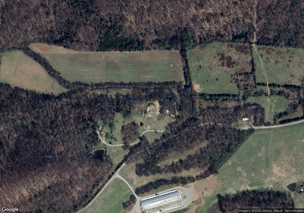 918 Petty Branch Rd, Prospect, TN 38477 - photo 1