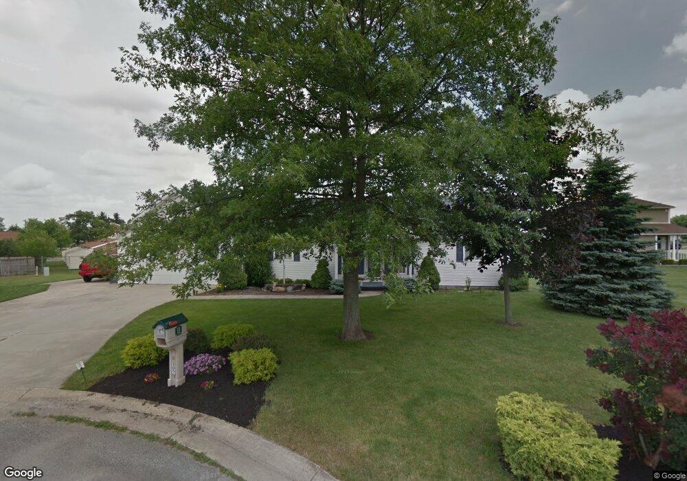 102 Aleutian Cir, Kenton, OH 43326 - photo 1