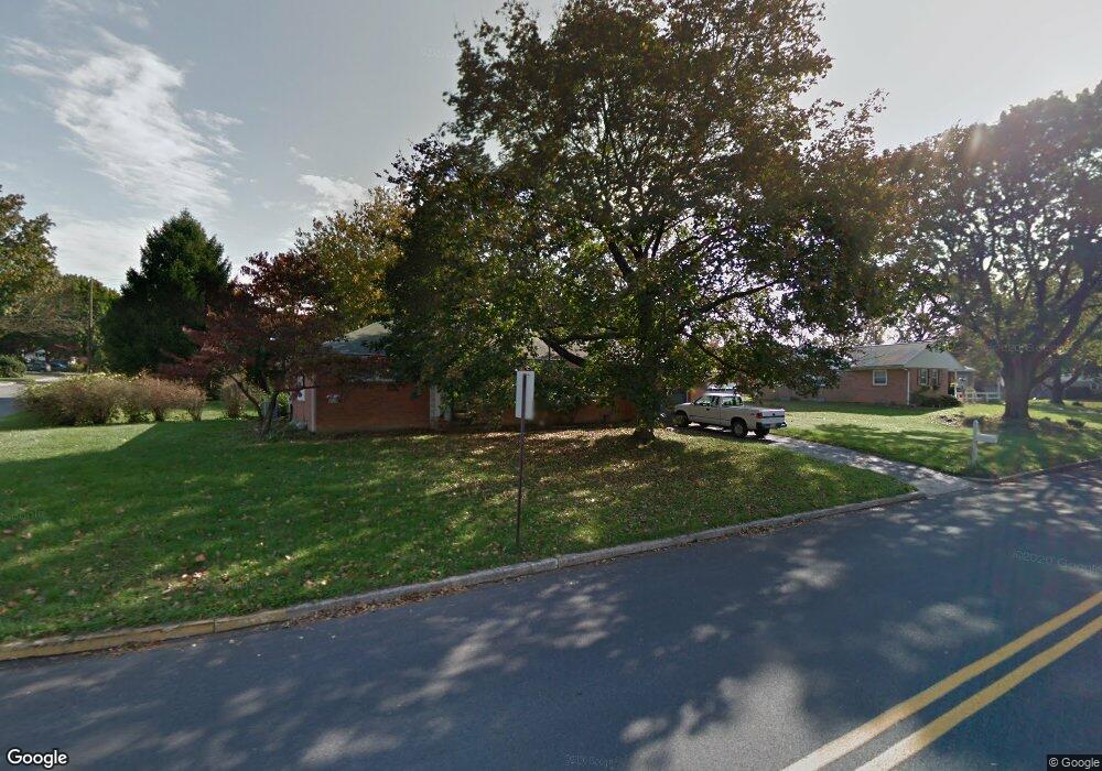 3539 Stoudts Ferry Bridge Rd, Reading, PA 19605 - photo 1