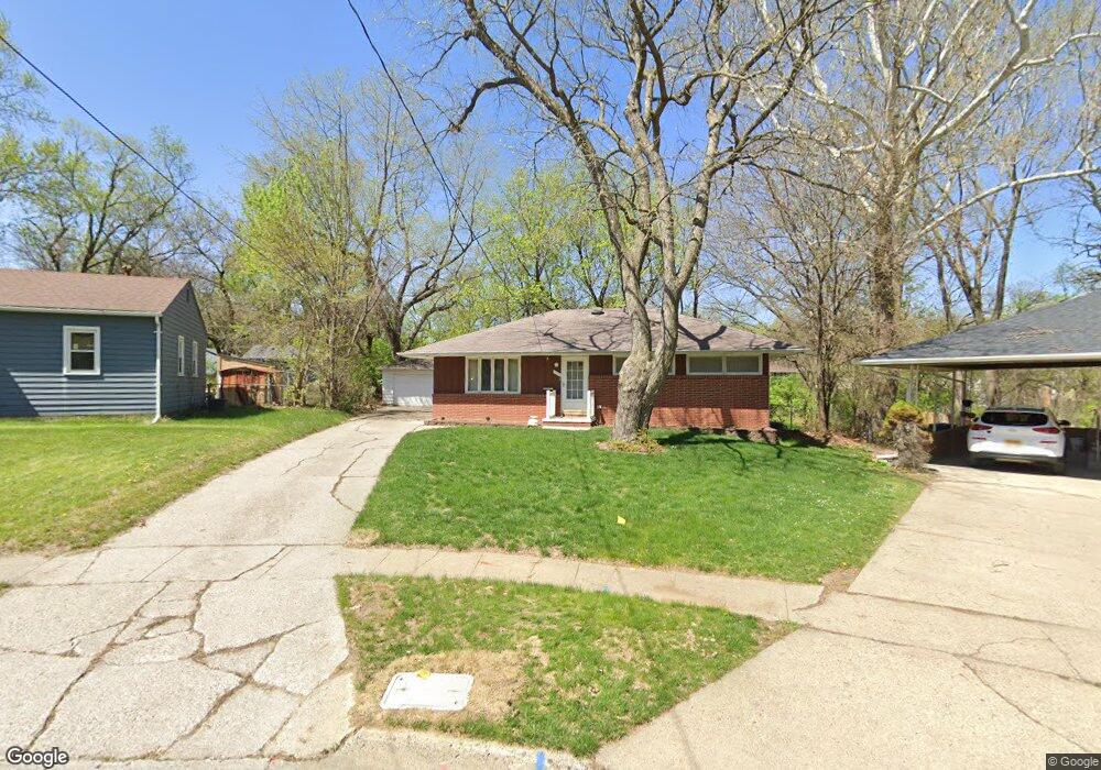 2522 27th St, Des Moines, IA 50310 - photo 1